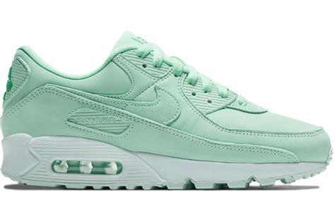 mintgroene nike sneakers|Nike air max 90 mint green women.